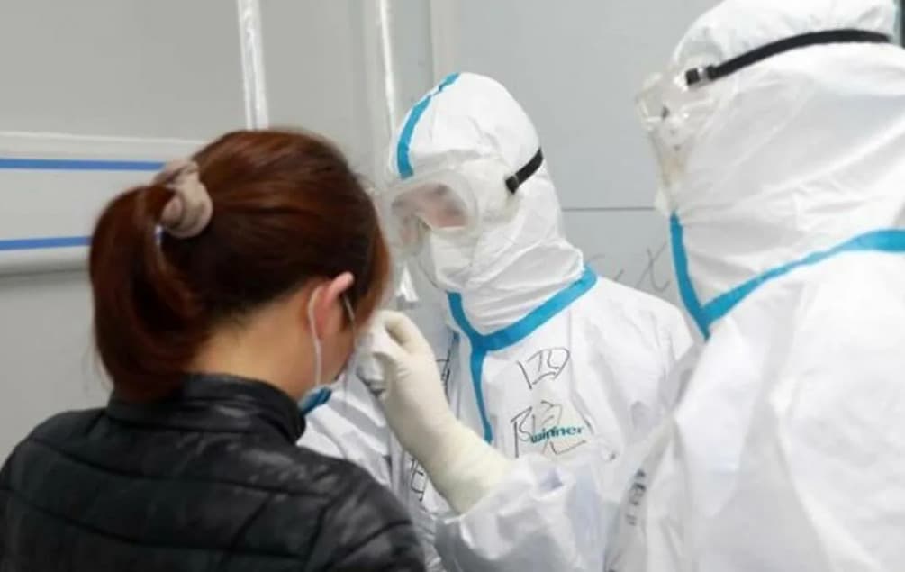 U svijetu umrlo skoro tri miliona ljudi zaraženih koronavirusom