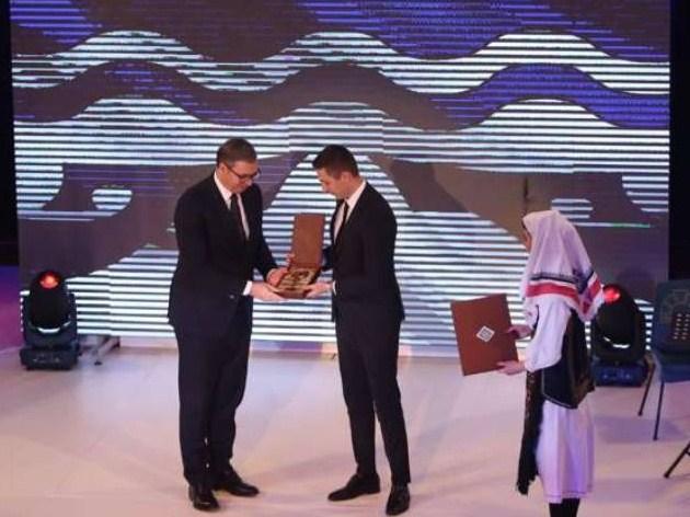 Vučiću uručen "Ključ grada": Sada i ja postajem dio Vrbasa