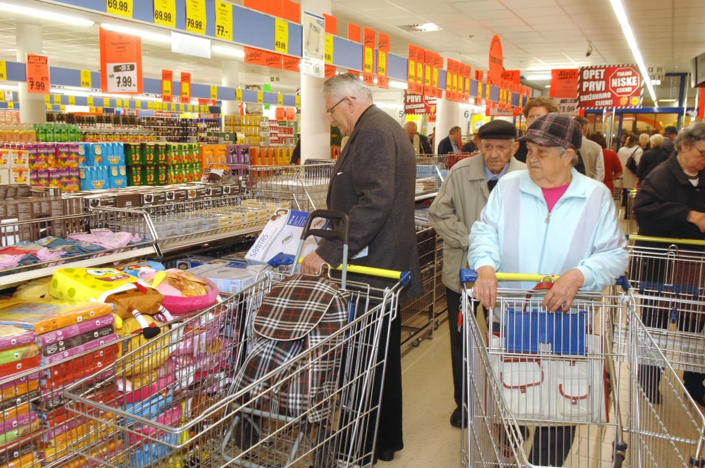 Trgovci opet digli cijene, izrečeno 86.000 kazni