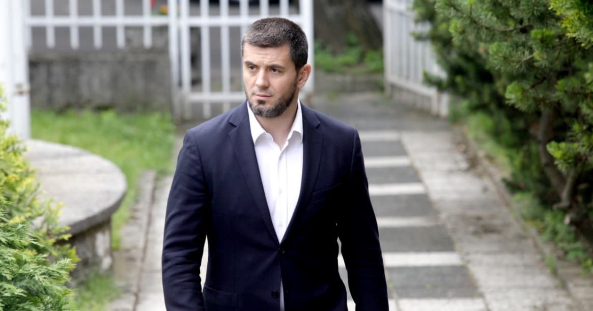 Oglasili se vijećnici iz Tuzle koje je SDA izbacila iz stranke: Salko Zildžić "samovolja" nam je prijetio, požurio da "očisti" sve kadrove