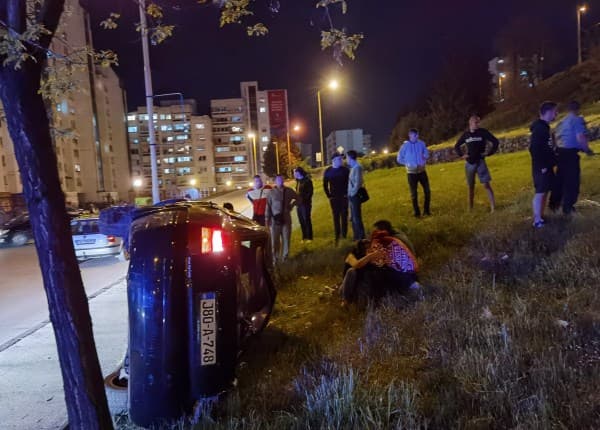 Stravična saobraćajna nesreća u Tuzli: Poginula jedna osoba