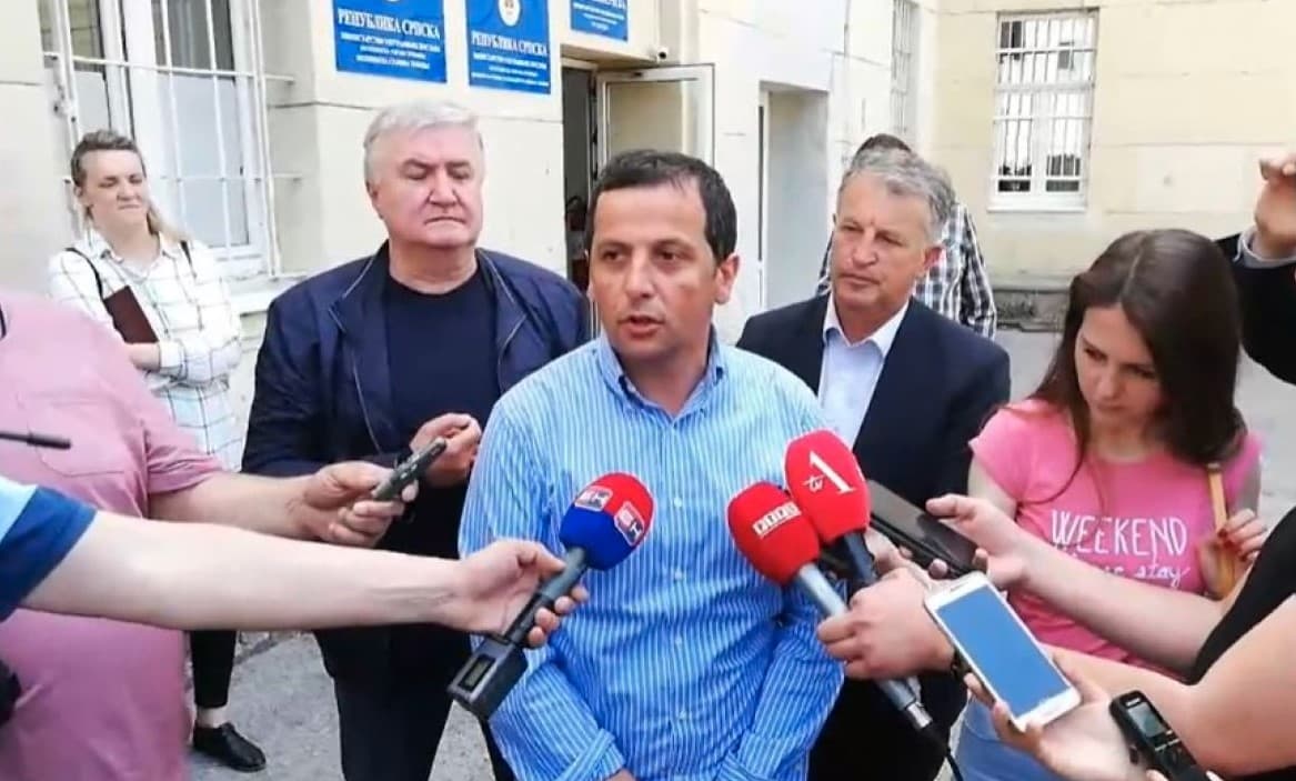 Nebojša Vukanović za portal "Avaza": Volio bih da moja majka nije gledala kako mi stavljaju lisice na ruke