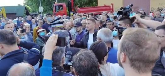 Stanivuković doveo građane pred "Kajak": Zagrijavamo bagere za konačan cilj