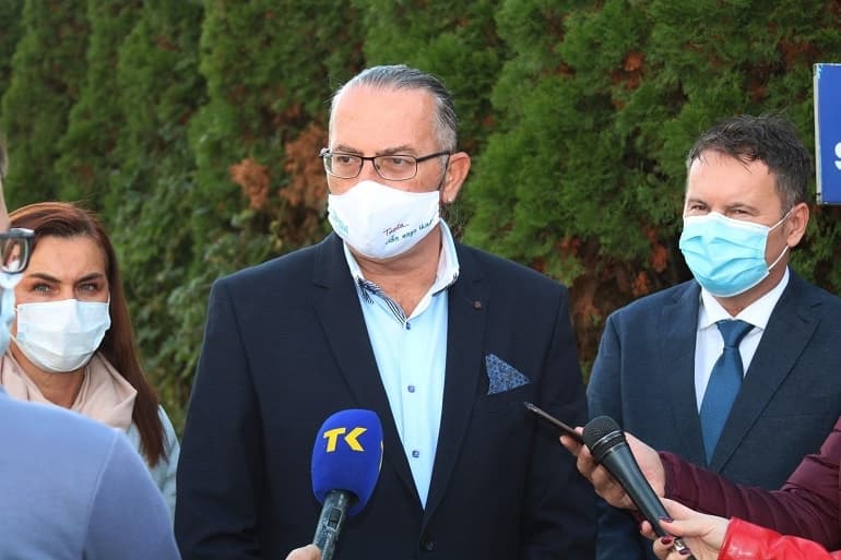 Novi direktor UKC Tuzla Alen Kamerić za "Avaz" o pričama da je doktorirao na privatnom fakultetu: Govorit ću kasnije