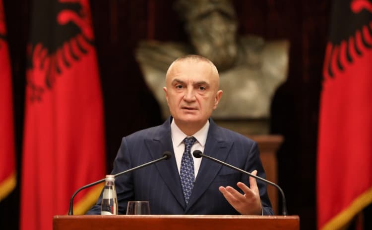 Poslanici izglasali smjenu predsjednika Ilira Mete zbog navodnog kršenja Ustava
