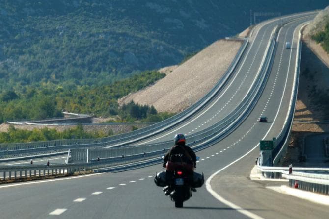 Povoljna saobraćajna situacija na putevima u BiH - Avaz