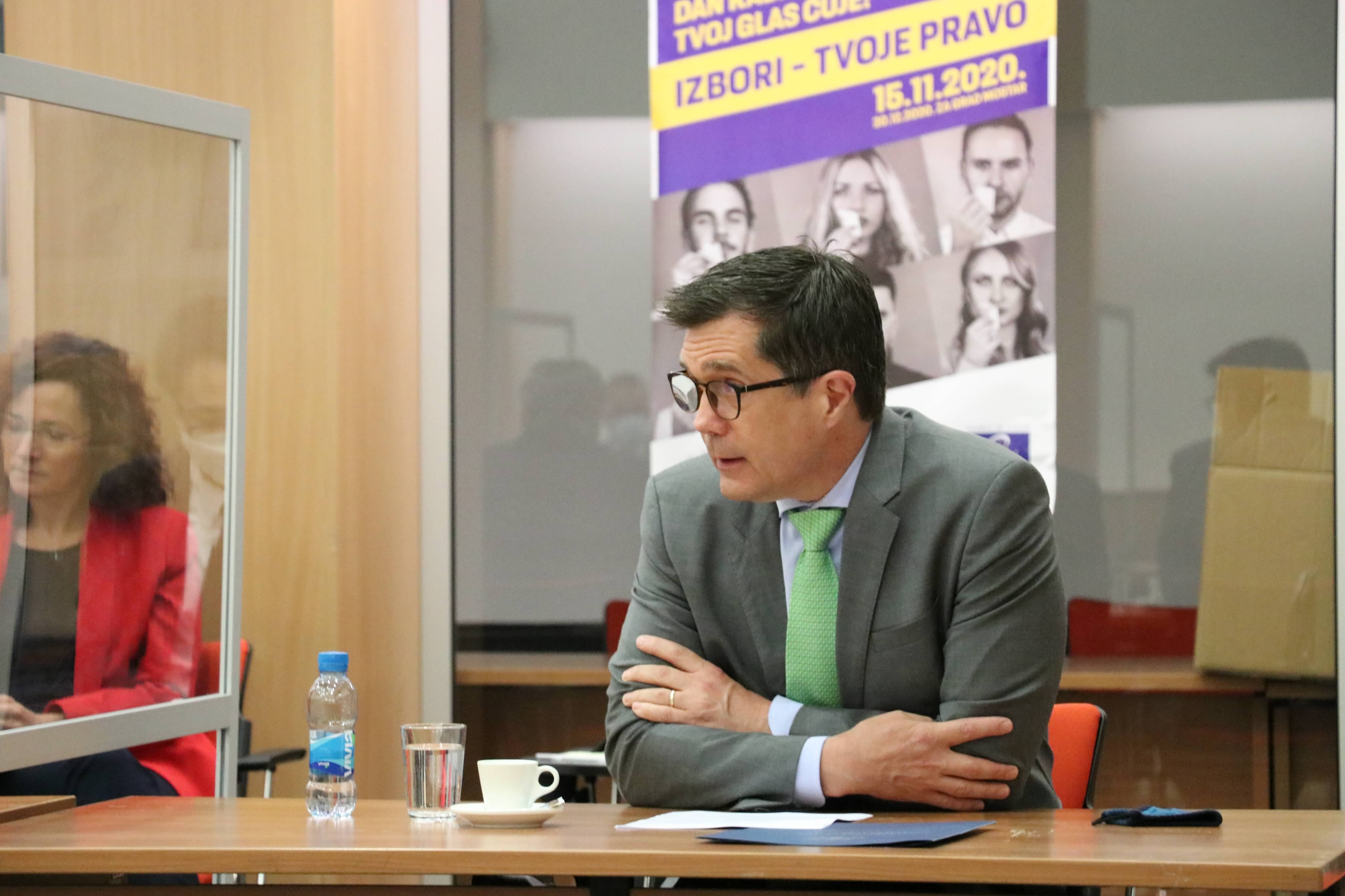 Nelson, Satler i Kavalek održali sastanak sa predstavnicima CIK-a