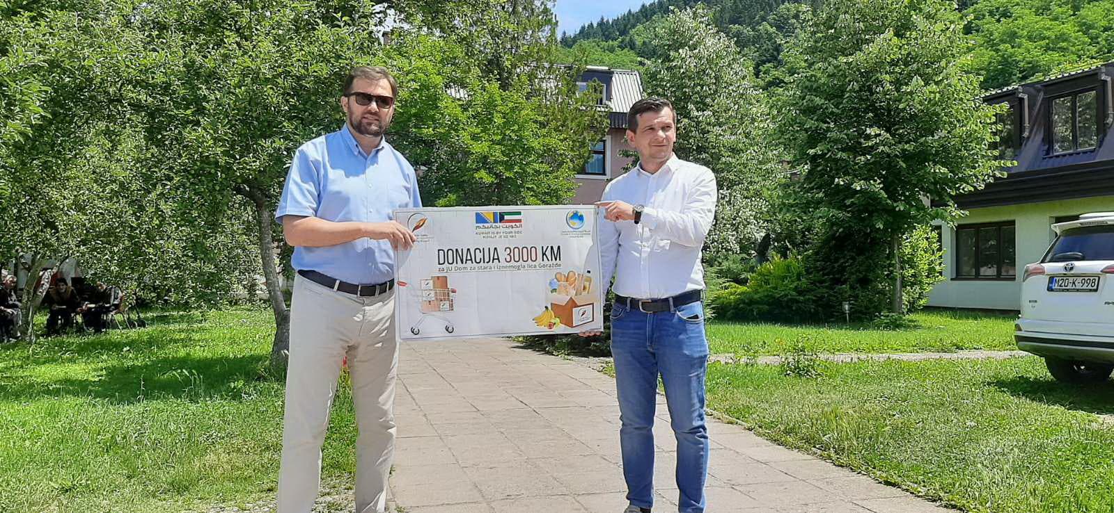 Domu za stare u Goraždu isporučene namirnice i higijenski artikli