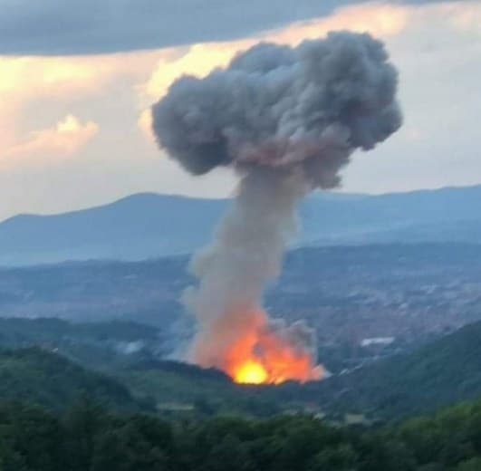 Zbog eksplozije naređena hitna evakuacija