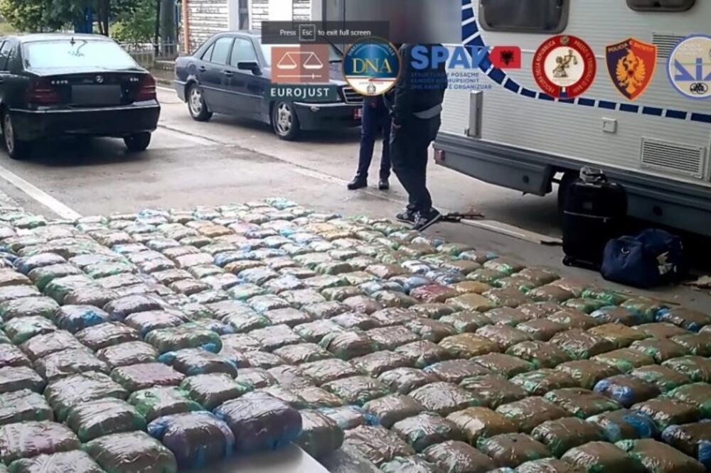 Pali međunarodni šverceri droge: Tužioci, policajci i narkodileri radili skupa?