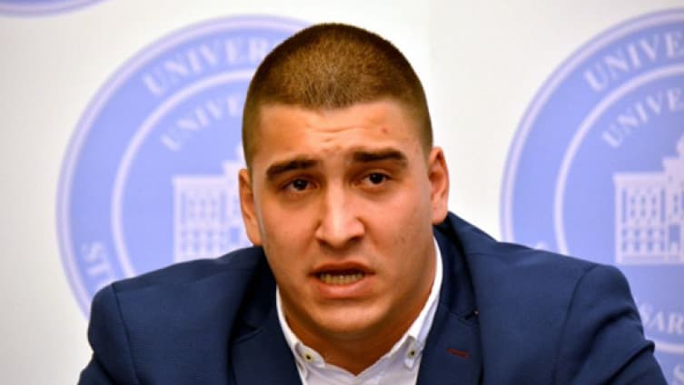Zahiragić o ostavci Zvizdića: Takvi smetaju nama