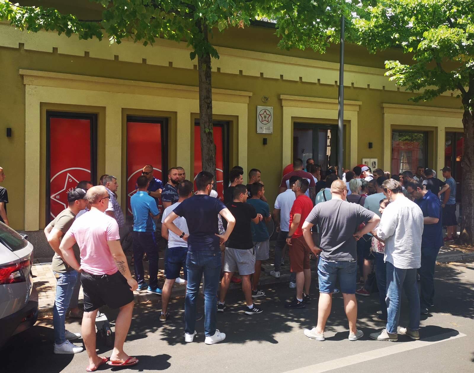 Počela prodaja ulaznica za Veležov povratak u Evropu: Velika gužva ispred klupskih prostorija