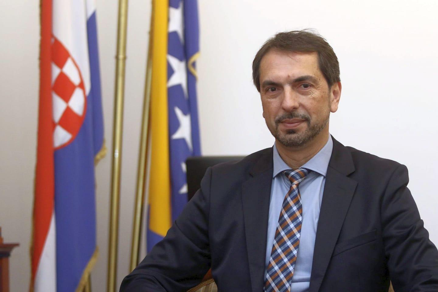 Čavara: Imamo dvolično ponašanje SDA