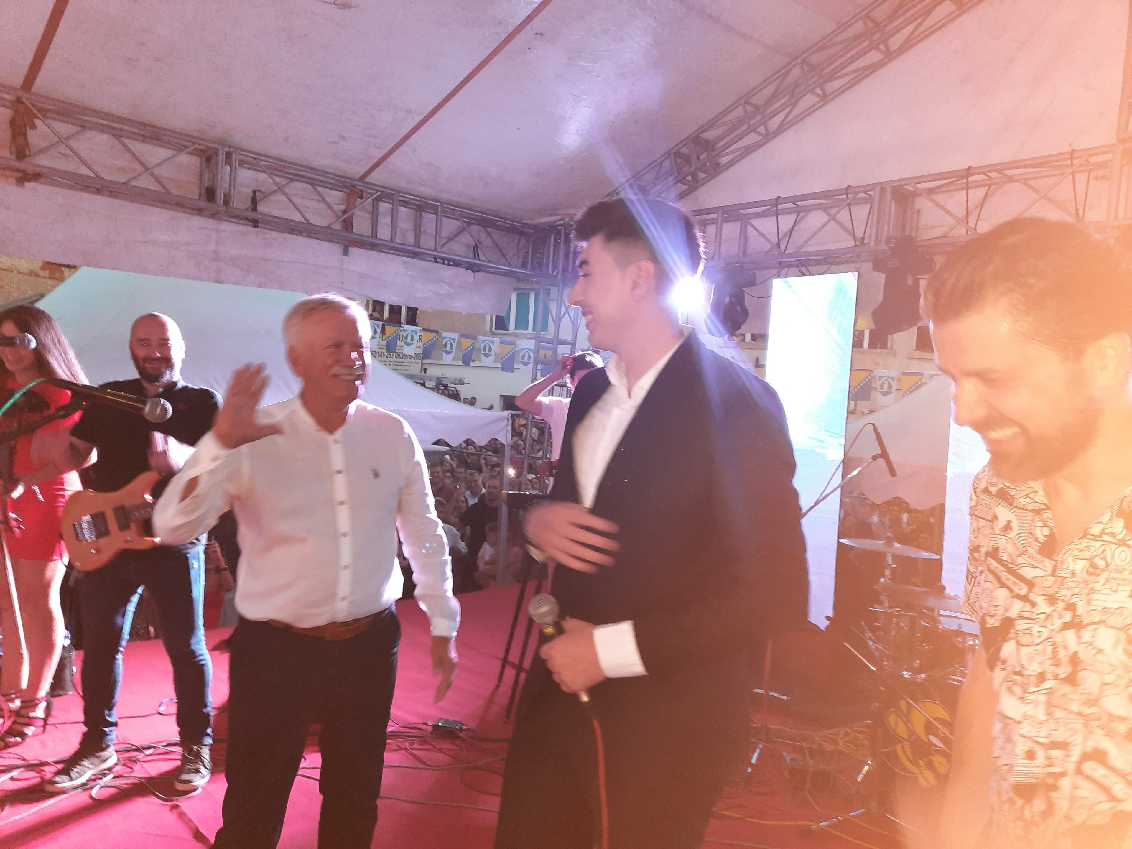 Mahir Mulalić, dan nakon dočeka u rodnom gradu, za "Avaz": Znao sam da se moja čaršija neće obrukati