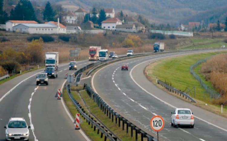 Stanje na putevima: Zbog auto trke obustavlja se saobraćaj na putu Vlasenica – Han Pijesak