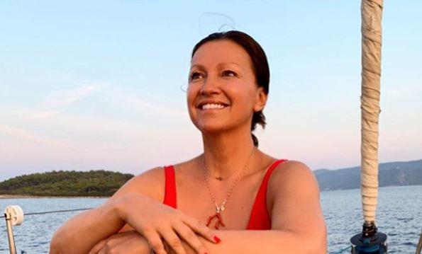 Nina Badrić (49) očarala izgledom u bikiniju
