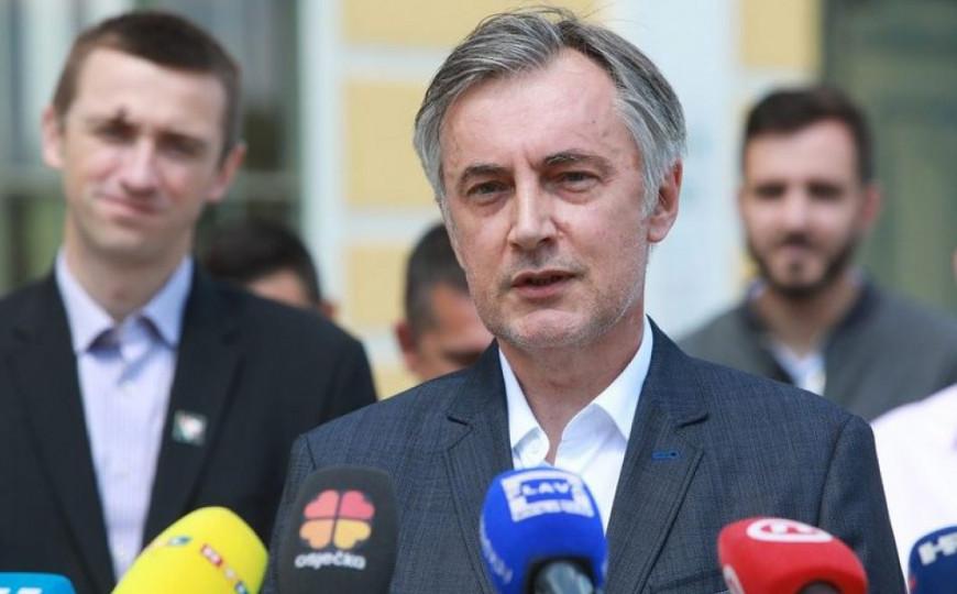 Miroslav Škoro morao otići zbog mlade saradnice kojoj je davao skupe poklone