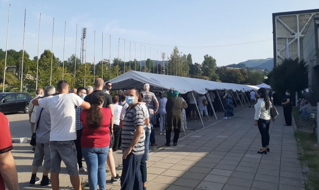 U Kantonu Sarajevo 19 novozaraženih, u Zetri i danas moguća vakcinacija bez najave