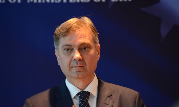 Zvizdić: Dodik je uplašen, nervozan, izgubljen u vremenu i prostoru