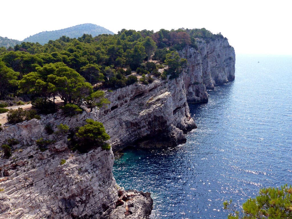 Dugi otok - Avaz