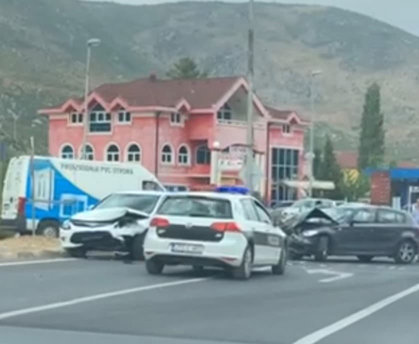 Kolone vozila kod Mostara zbog udesa