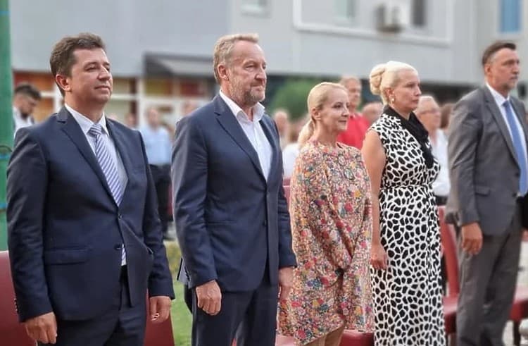 Izetbegović: Blokade su odgovor nacionalističkih politika na niz pozitivnih pomaka u korist BiH