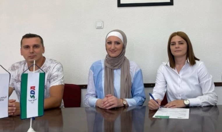 Iz crvenog u zeleni dres: Anela Subašić posvađala SDP i SDA