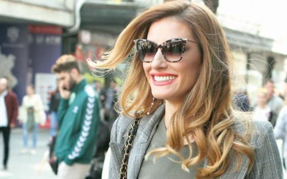 Evo šta je radila prije televizije Jovana Joksimović, supruga pjevača Željka Joksimovića
