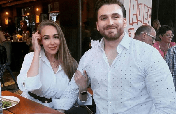 Dio ulice zatvoren, parking pun, samo VIP zvanice imaju pristup hotelu za vjenčanje Jasmine Izetbegović