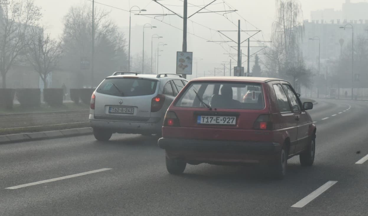 Oprez zbog mokrog kolovoza i magle, radovi na nekoliko dionica