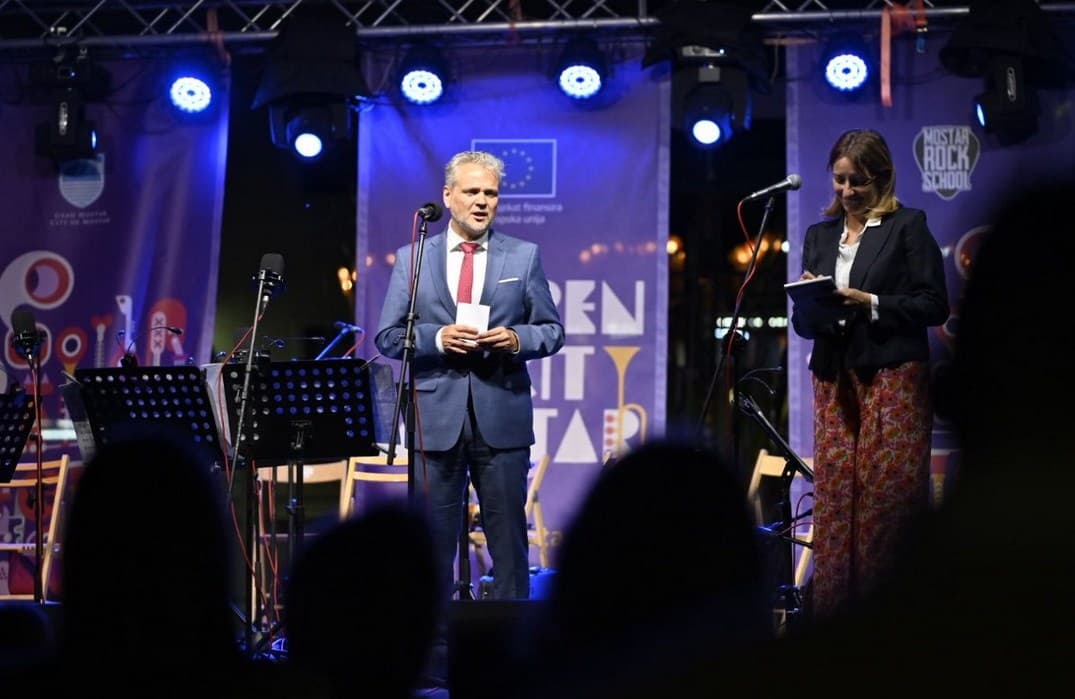 Satler otvorio festival "Open City Mostar": Muzika, kultura i umjetnost pomažu da se ljudi povezuju