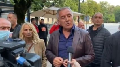 Đukanović stigao na Cetinje: Ipak se nadam da će Crkva postupiti razumno