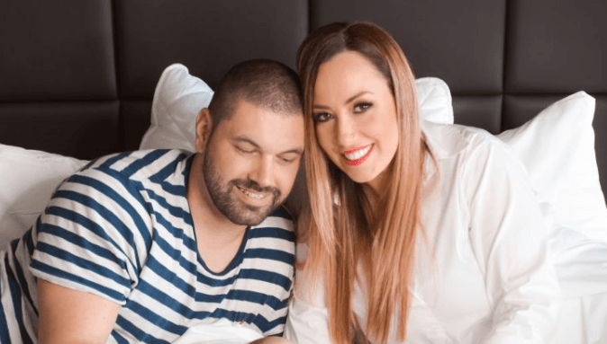 Maja Munda Dedović i suprug slave treću godišnjicu braka