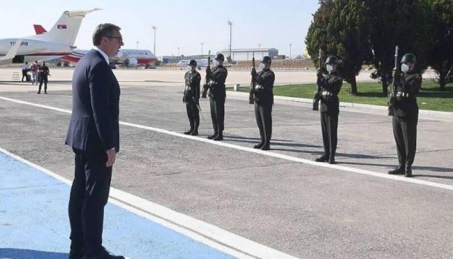 Aleksandar Vučić sletio u Istanbul