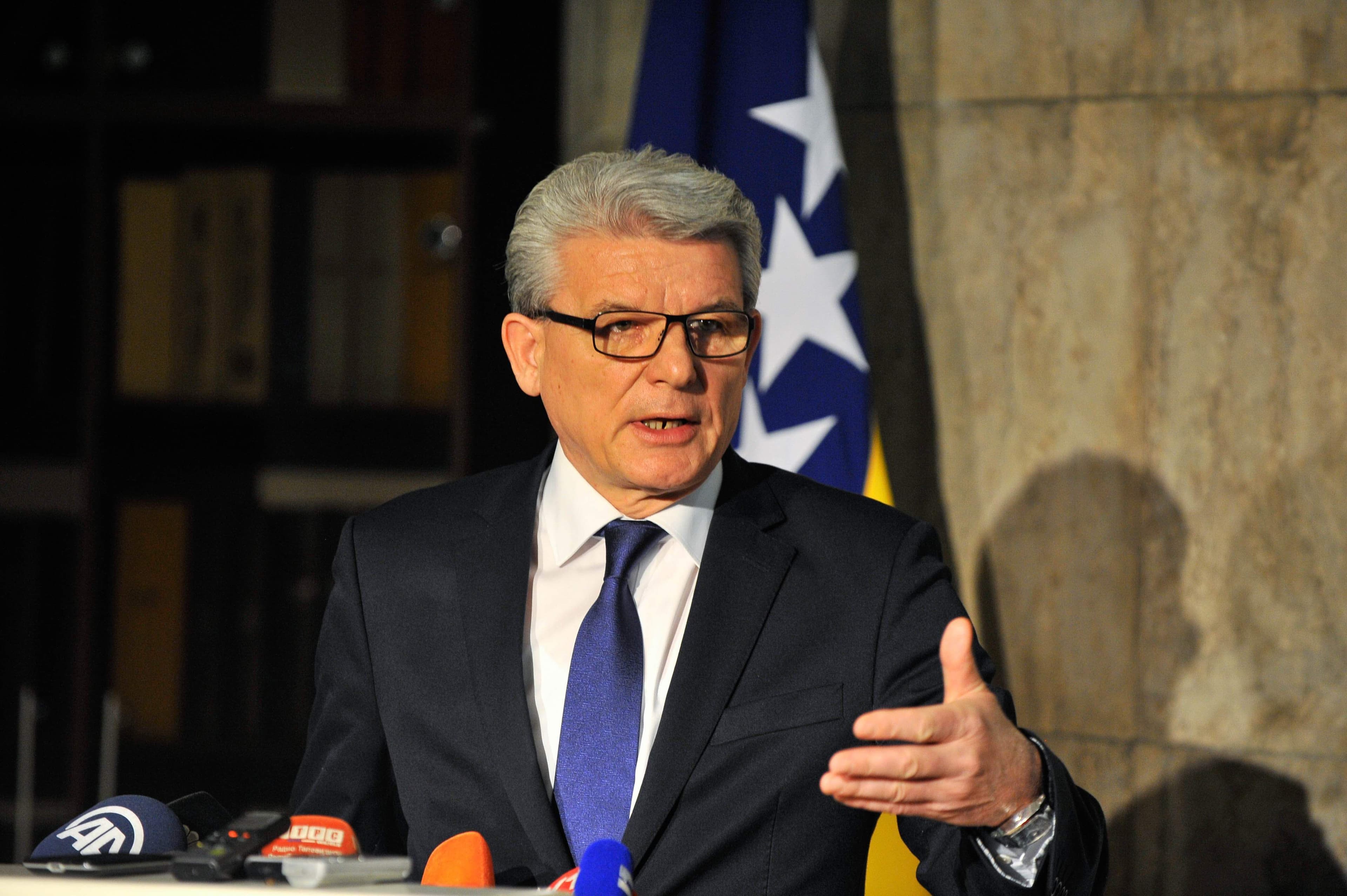 Džaferović: "Srpski svet" je samo drugi naziv za "veliku Srbiju"