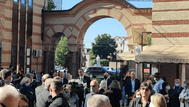 Sahranjen Ivan Tasovac, od umjetnika se oprostio i Aleksandar Vučić