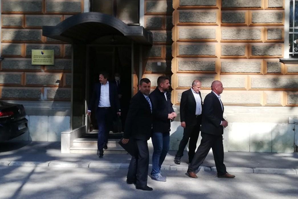Predsjednici skupština općina iz RS u Sarajevu s liderima probosanskih stranaka