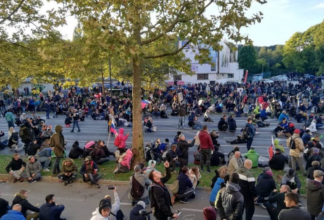 Novi protesti u Ljubljani zbog epidemioloških mjera