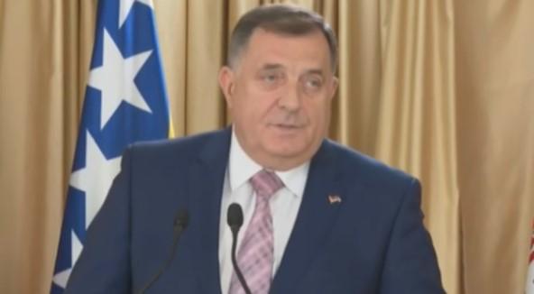 Dodik nakon sastanka s Vučićem: Nisam spreman da za RS žrtvujem mir