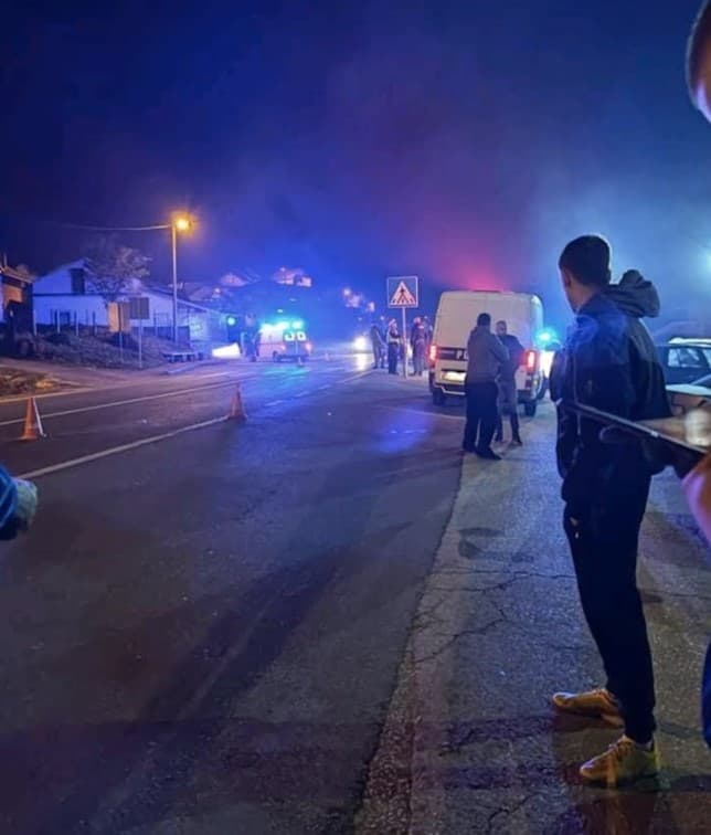 Preminuo pješak kojeg je udario automobil u stravičnoj nesreći na putu Tuzla - Srebrenik