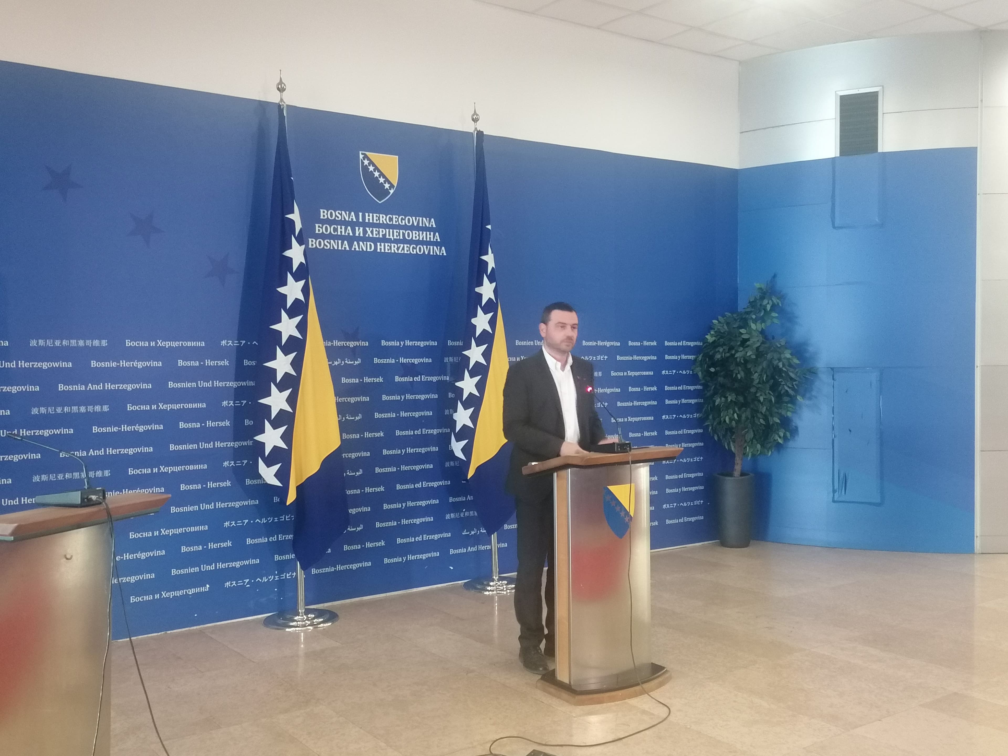 Magazinović: Izetbegović je izgubio i ono malo koalicionih partnera što mu je ostalo