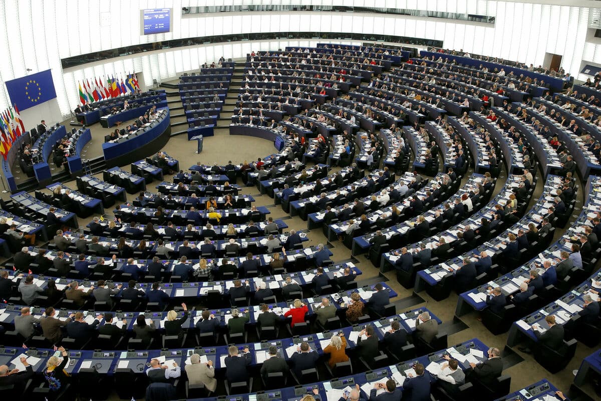 Od 3. novembra za ulazak u Evropski parlament obavezne Covid propusnice