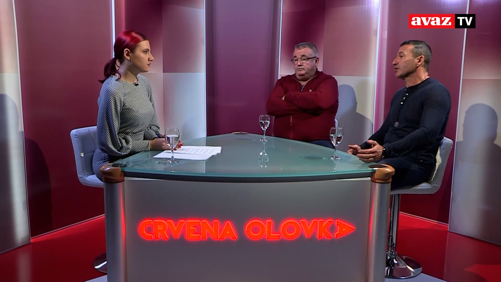 Gosti vanrednog izdanja "Crvene olovke" su Muriz Memić i Davor Dragičević