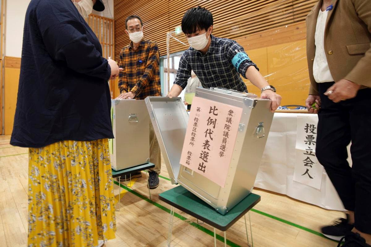 U Japanu otvorena birališta za izbore za Donji dom parlamenta