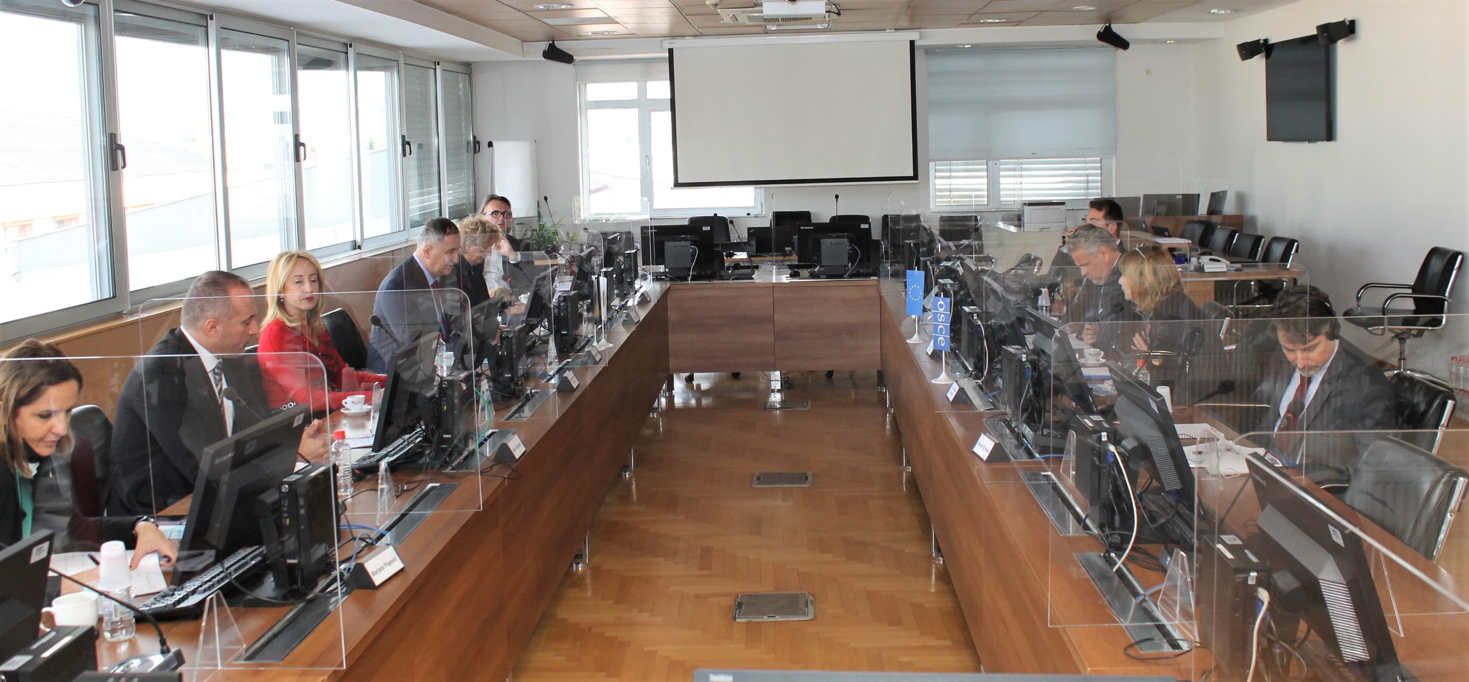 Šef Delegacije EU Satler i šefica misije OSCE-a Kavalek: Snažna podrška VSTV-u BiH