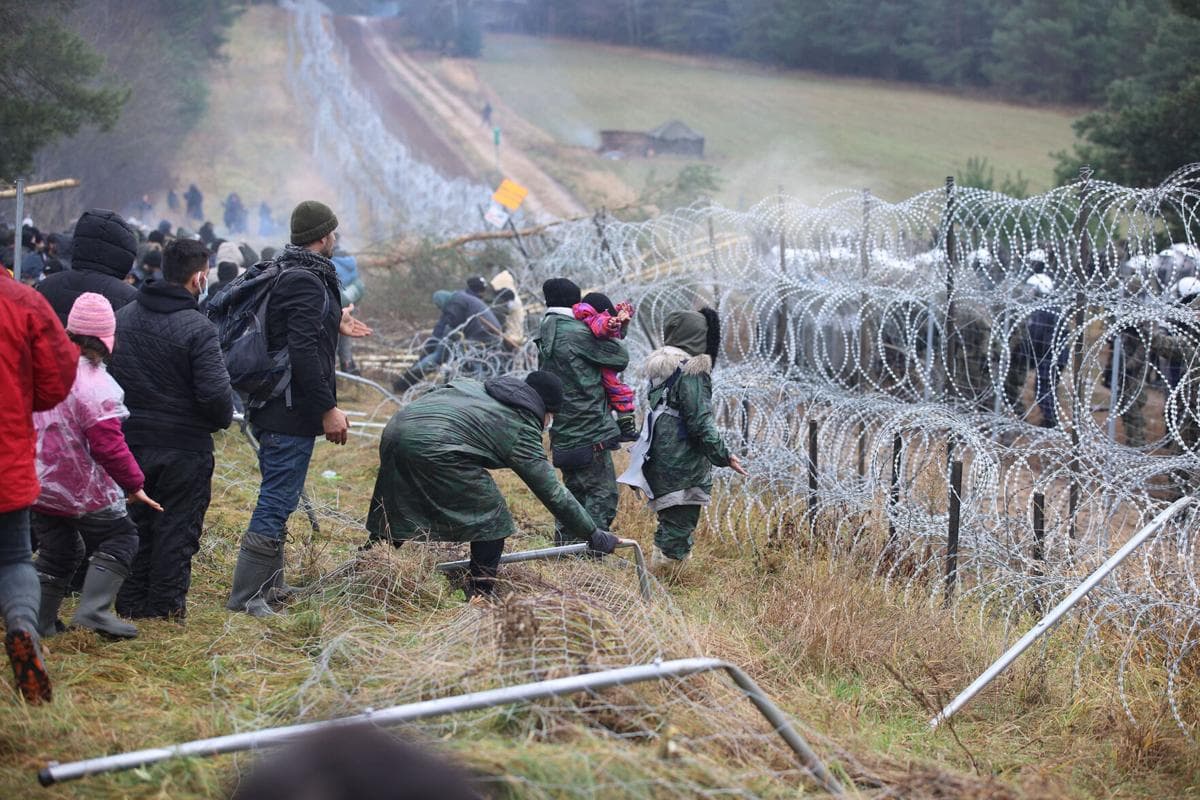 Baltičke države članice EU: Moguć je vojni sukob na granici s Bjelorusijom oko migranata