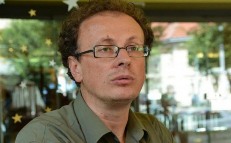 Poraz obrazovanja: Puhalo podijelio šta piše o Srebrenici u udžbeniku historije za osnovne škole u RS