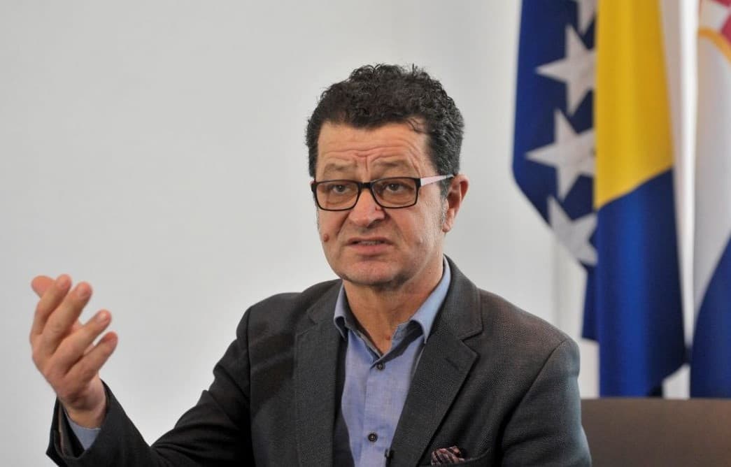 Raguž: Hrvati se jasno moraju odrediti o Dodikovoj secesiji