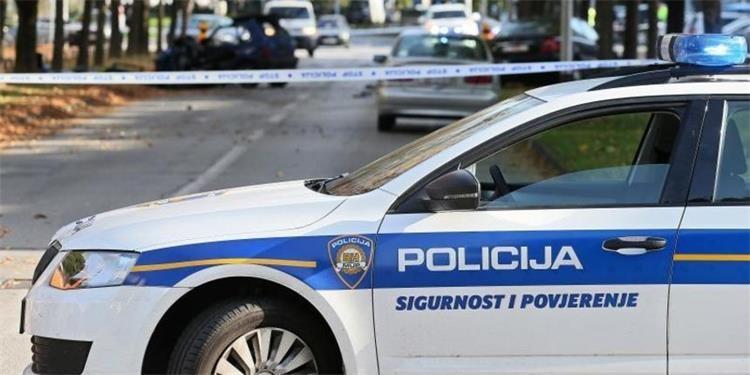 Muškarac ubio staricu pa presudio sebi