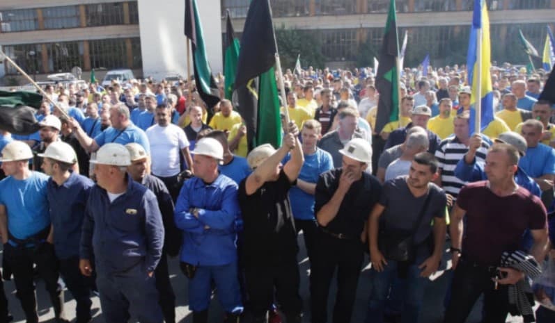 Sutra veliki protest rudara: 101 godina Husinske bune i 101 baklja ispred Vlade FBiH